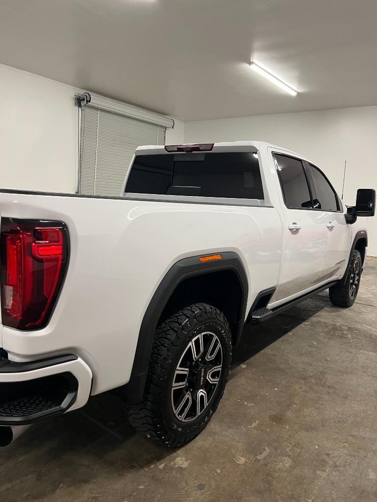 GMC Sierra 2500HD AT4 Crew Cab 4WD 2023