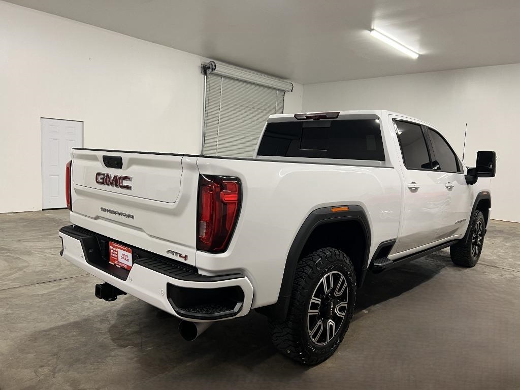 GMC Sierra 2500HD AT4 Crew Cab 4WD 2023