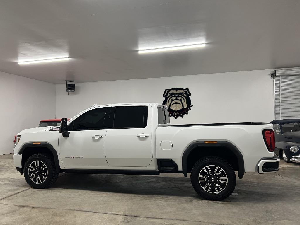 GMC Sierra 2500HD AT4 Crew Cab 4WD 2023