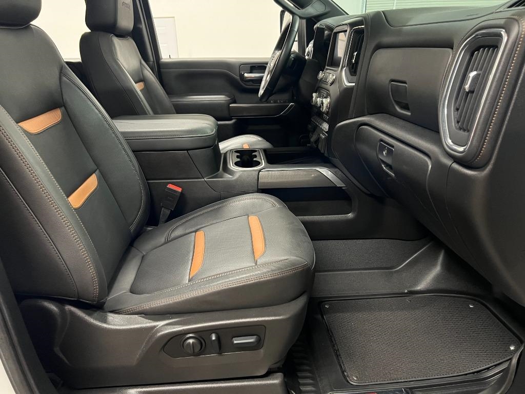 GMC Sierra 2500HD AT4 Crew Cab 4WD 2023
