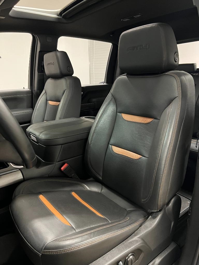 GMC Sierra 2500HD AT4 Crew Cab 4WD 2023