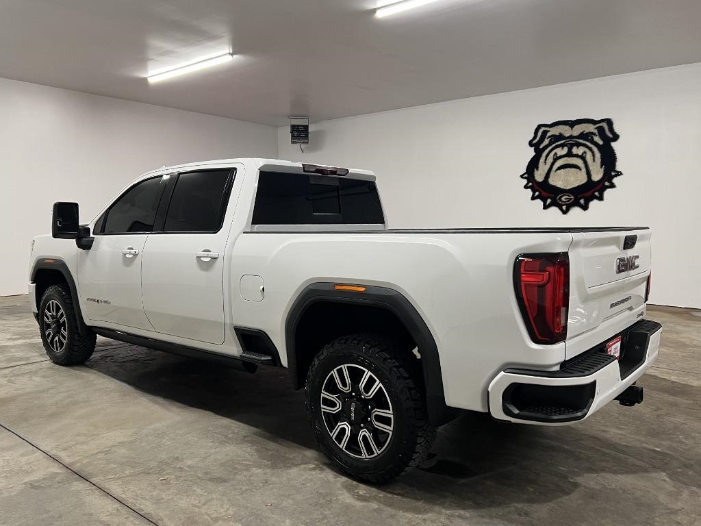 GMC Sierra 2500HD AT4 Crew Cab 4WD 2023