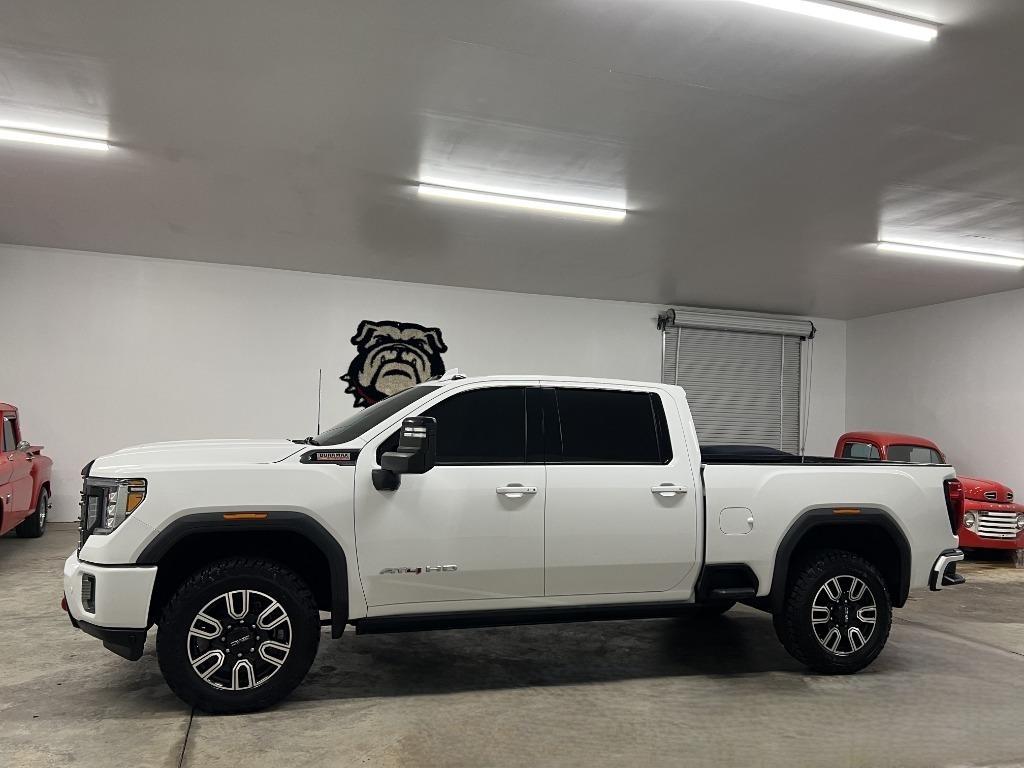 GMC Sierra 2500HD AT4 Crew Cab 4WD 2023
