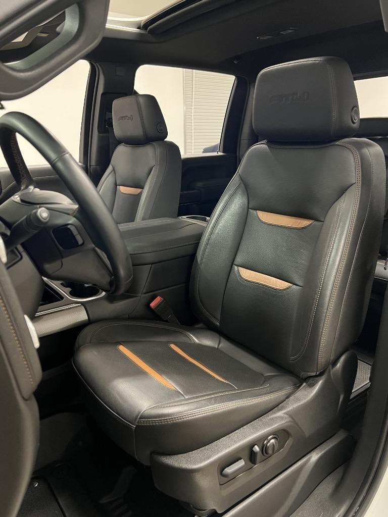 GMC Sierra 2500HD AT4 Crew Cab 4WD 2023