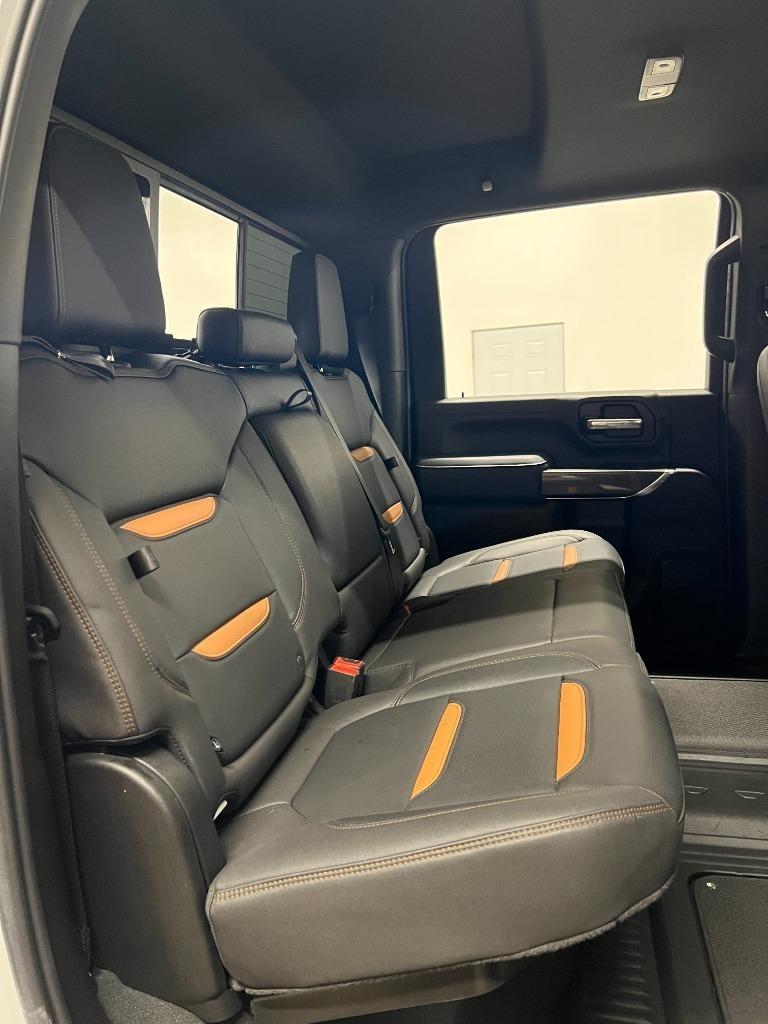 GMC Sierra 2500HD AT4 Crew Cab 4WD 2023