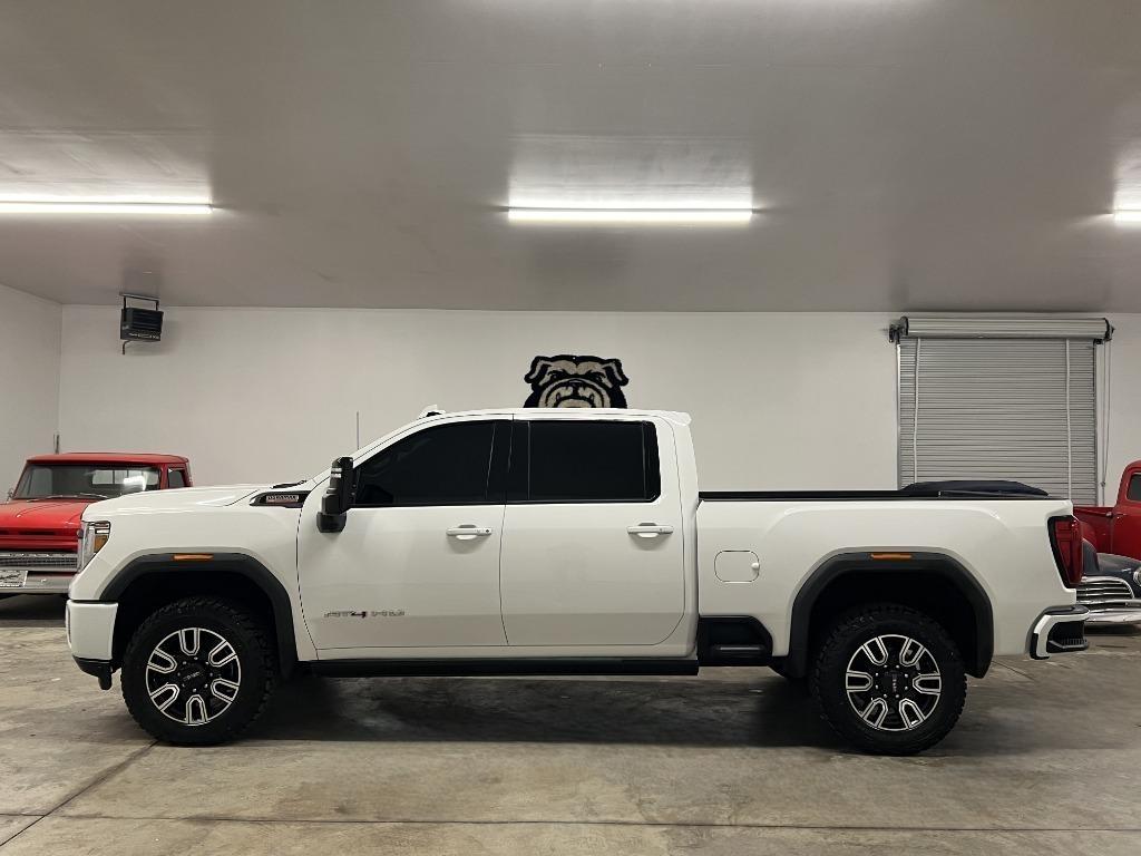 GMC Sierra 2500HD AT4 Crew Cab 4WD 2023