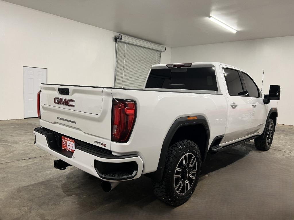 GMC Sierra 2500HD AT4 Crew Cab 4WD 2023