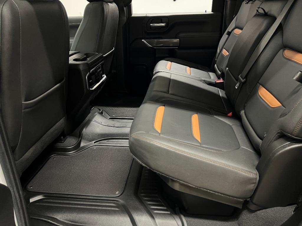 GMC Sierra 2500HD AT4 Crew Cab 4WD 2023