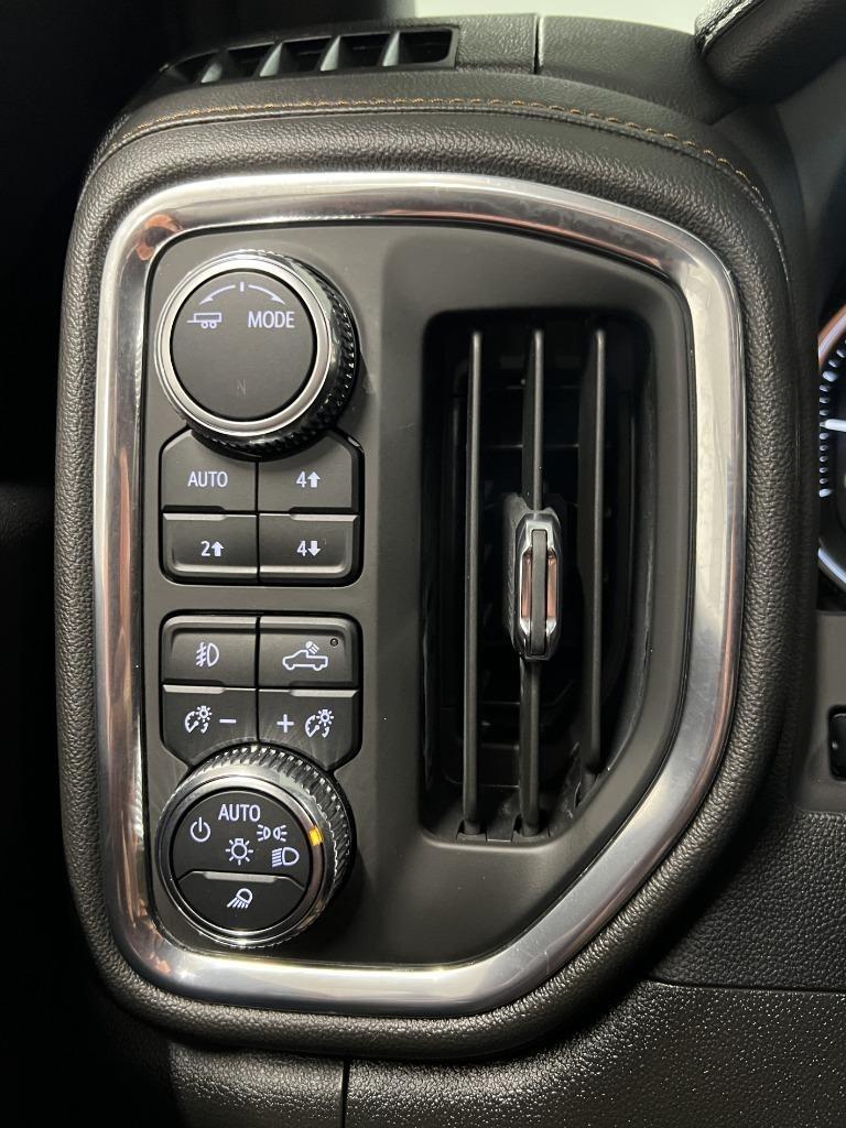 GMC Sierra 2500HD AT4 Crew Cab 4WD 2023