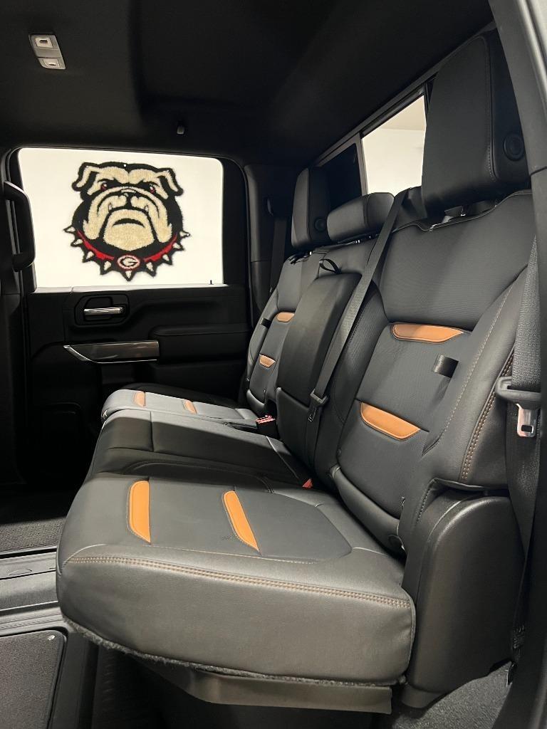 GMC Sierra 2500HD AT4 Crew Cab 4WD 2023