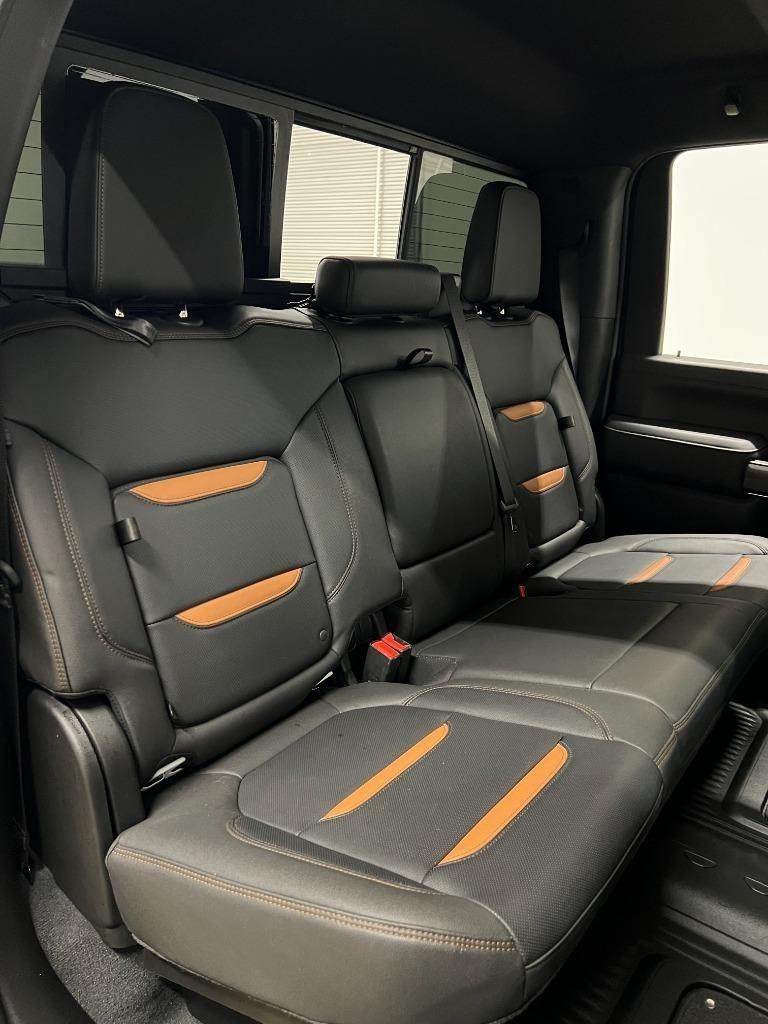 GMC Sierra 2500HD AT4 Crew Cab 4WD 2023