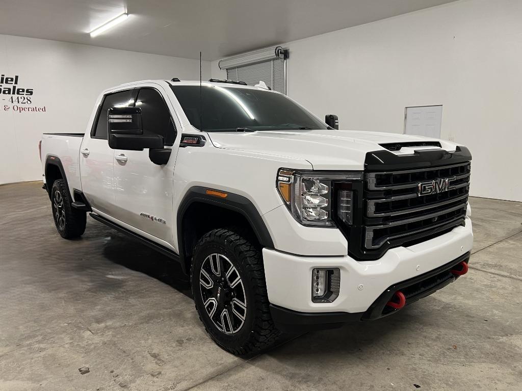 GMC Sierra 2500HD AT4 Crew Cab 4WD 2023