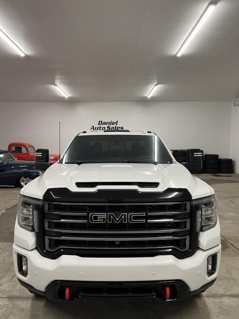 GMC Sierra 2500HD AT4 Crew Cab 4WD 2023