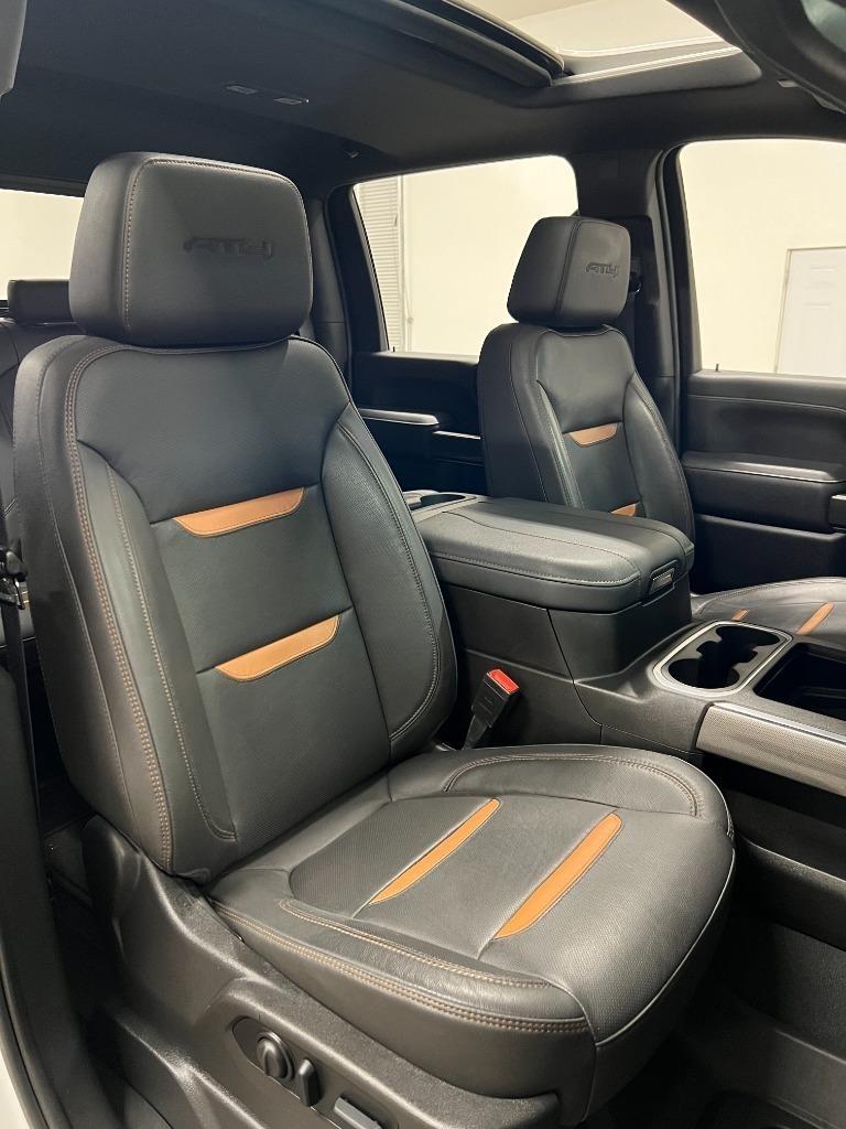 GMC Sierra 2500HD AT4 Crew Cab 4WD 2023