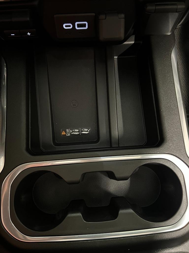 GMC Sierra 2500HD AT4 Crew Cab 4WD 2023