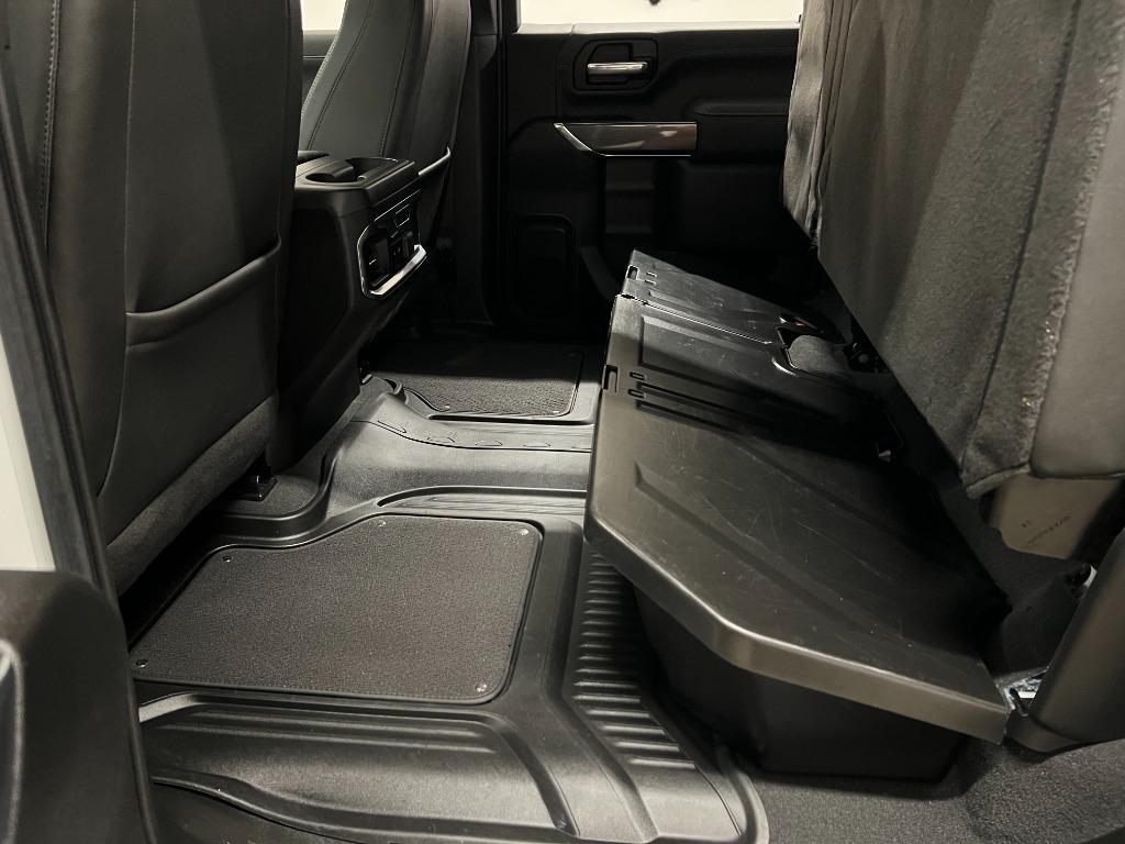 GMC Sierra 2500HD AT4 Crew Cab 4WD 2023