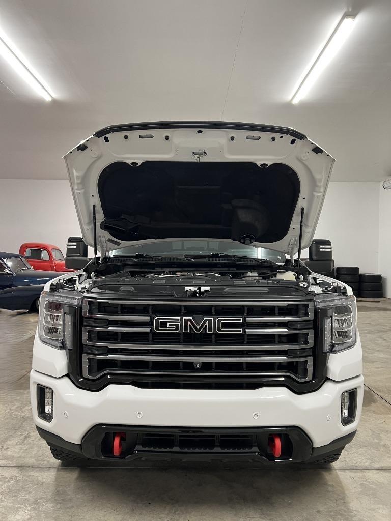 GMC Sierra 2500HD AT4 Crew Cab 4WD 2023