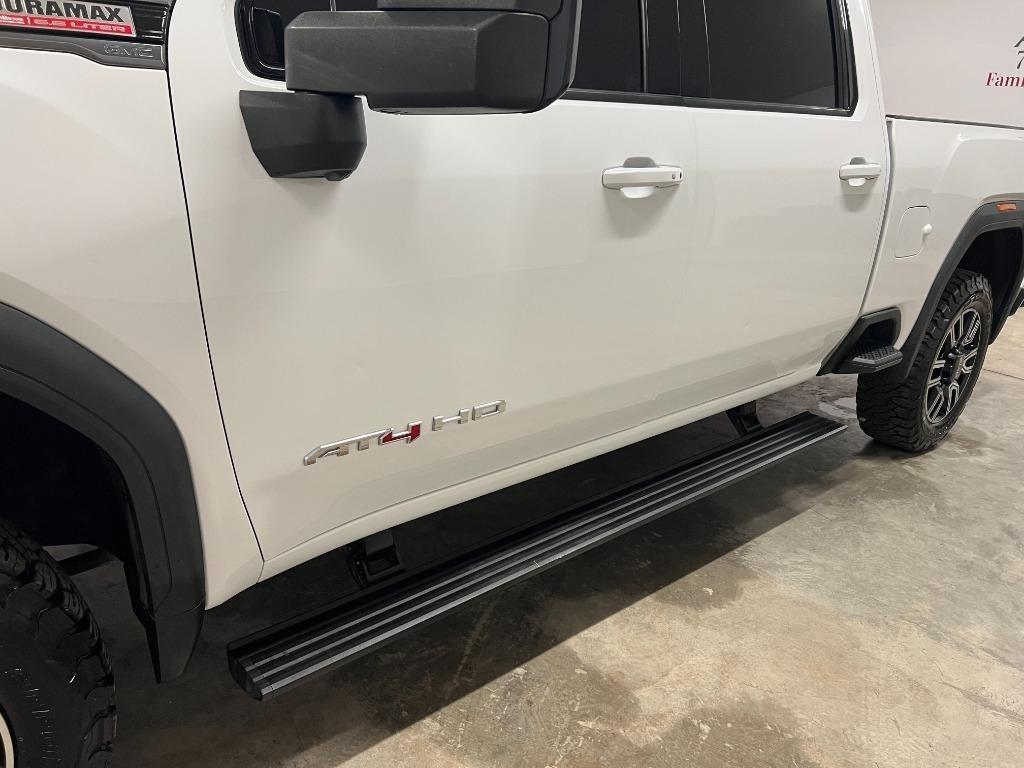 GMC Sierra 2500HD AT4 Crew Cab 4WD 2023