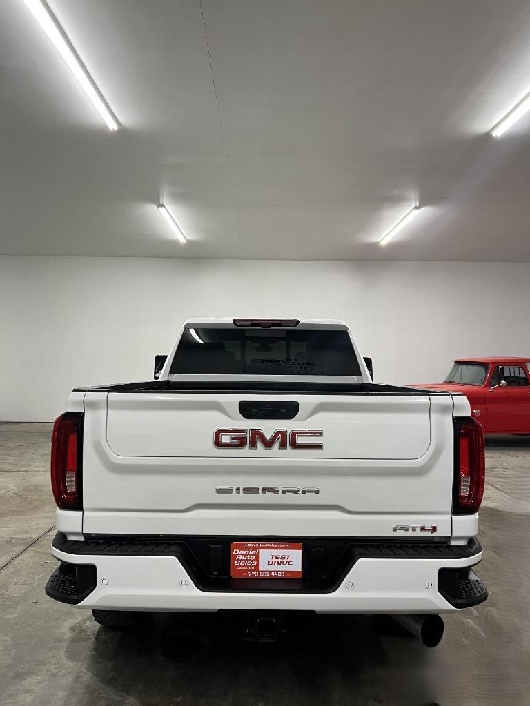 GMC Sierra 2500HD AT4 Crew Cab 4WD 2023