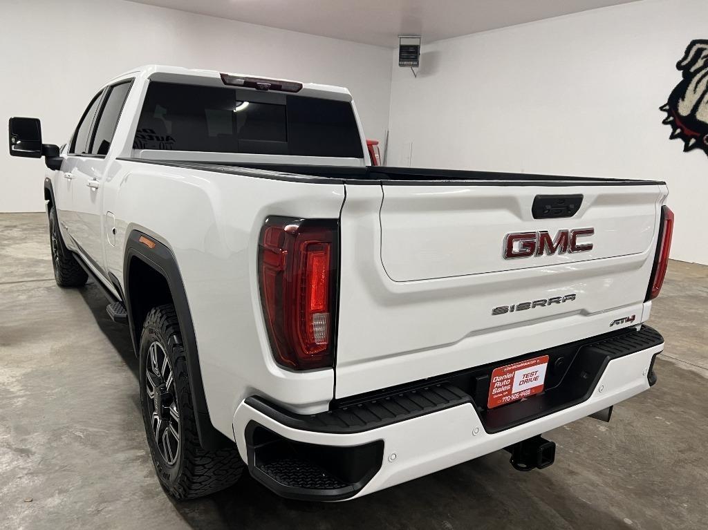GMC Sierra 2500HD AT4 Crew Cab 4WD 2023