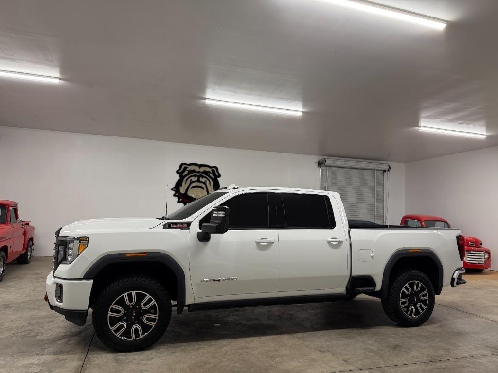 GMC Sierra 2500HD AT4 Crew Cab 4WD 2023