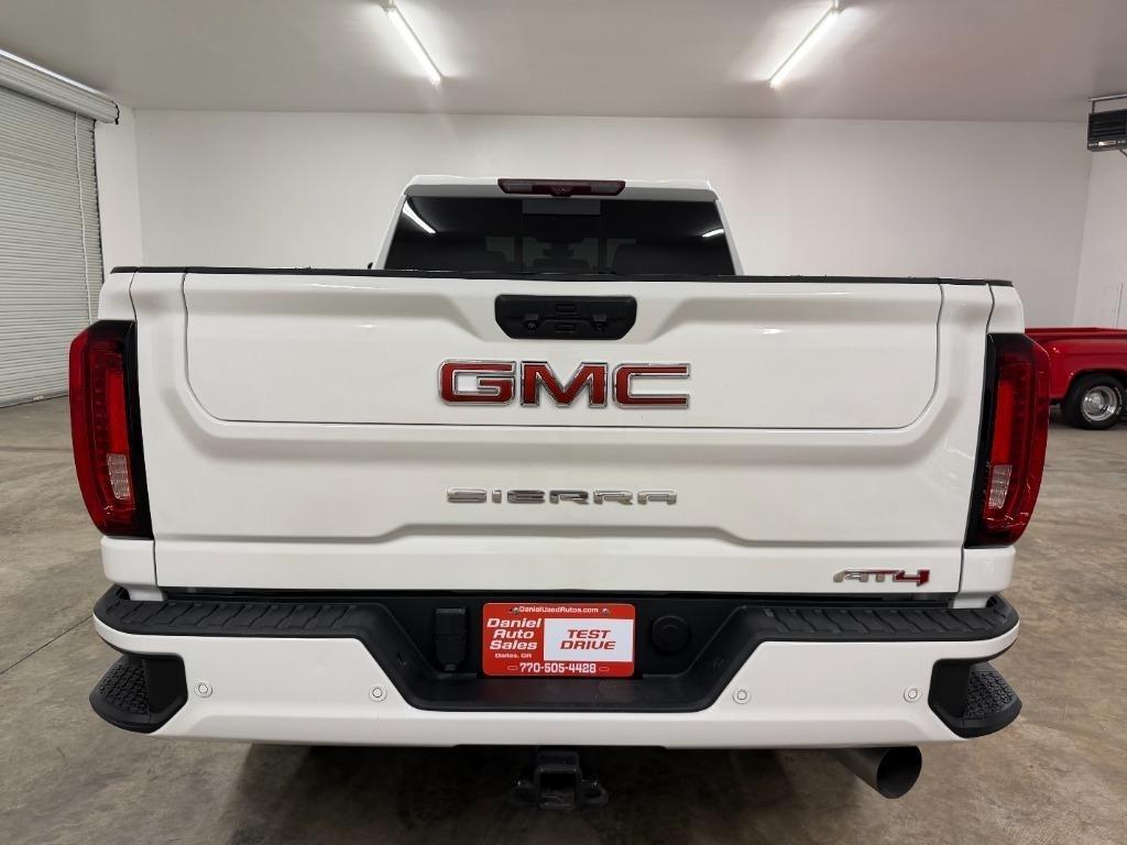 GMC Sierra 2500HD AT4 Crew Cab 4WD 2023