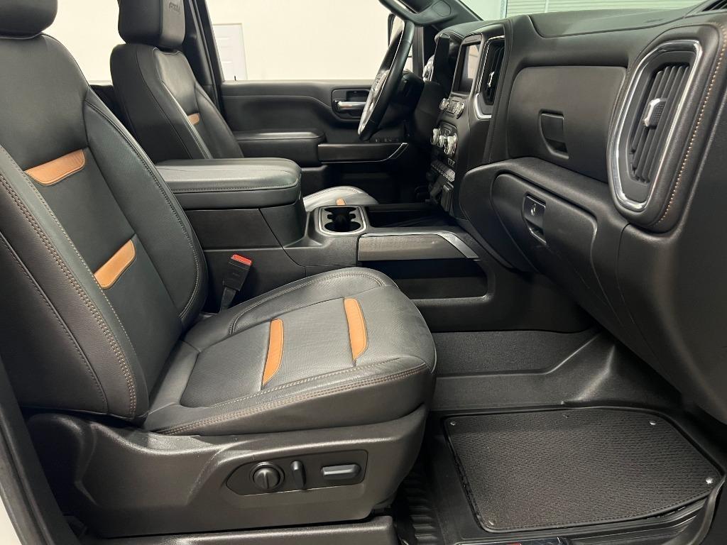 GMC Sierra 2500HD AT4 Crew Cab 4WD 2023