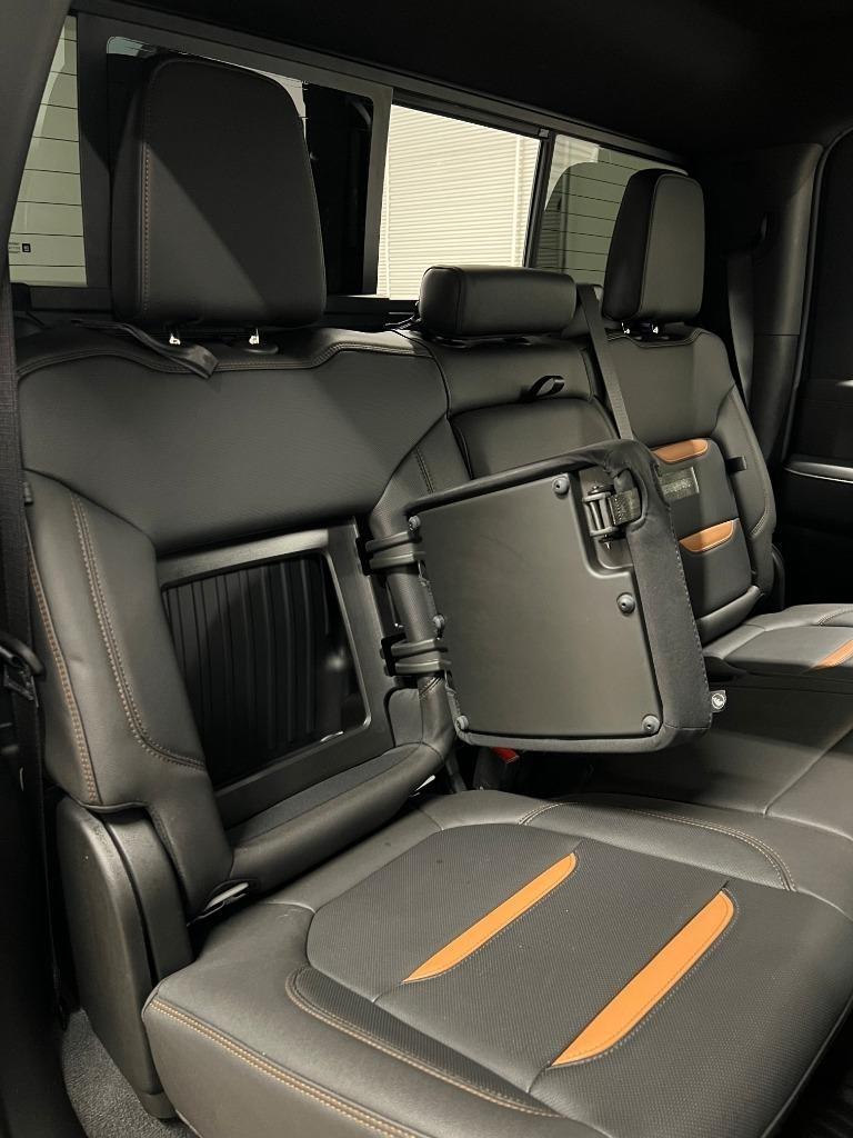 GMC Sierra 2500HD AT4 Crew Cab 4WD 2023