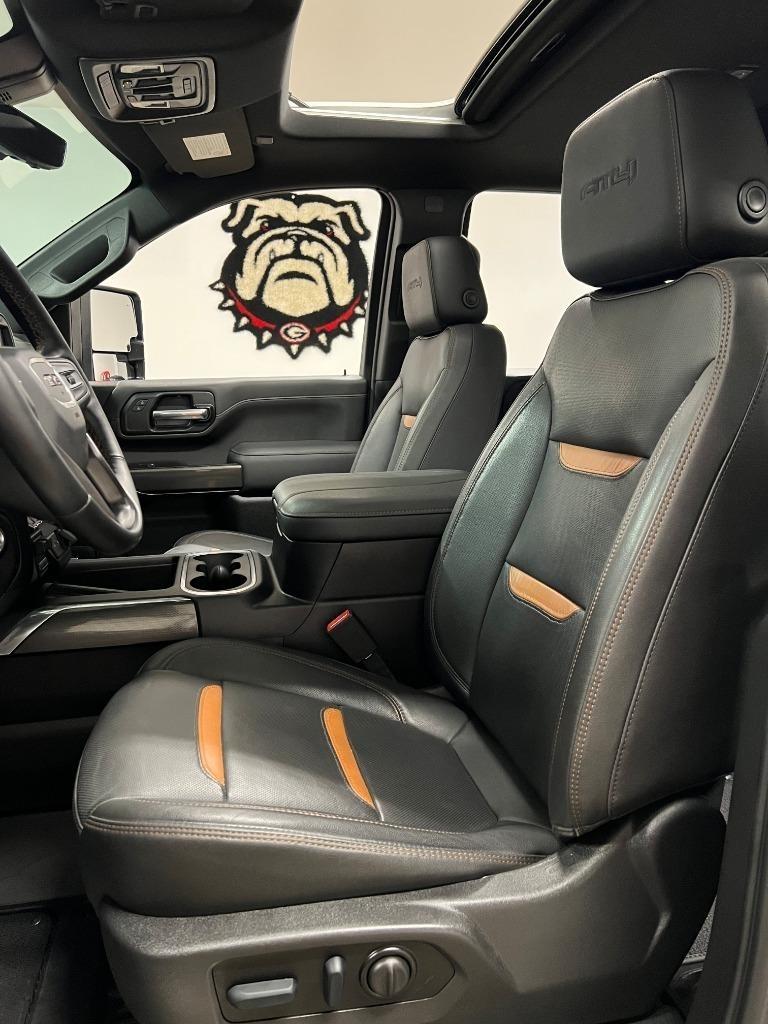GMC Sierra 2500HD AT4 Crew Cab 4WD 2023