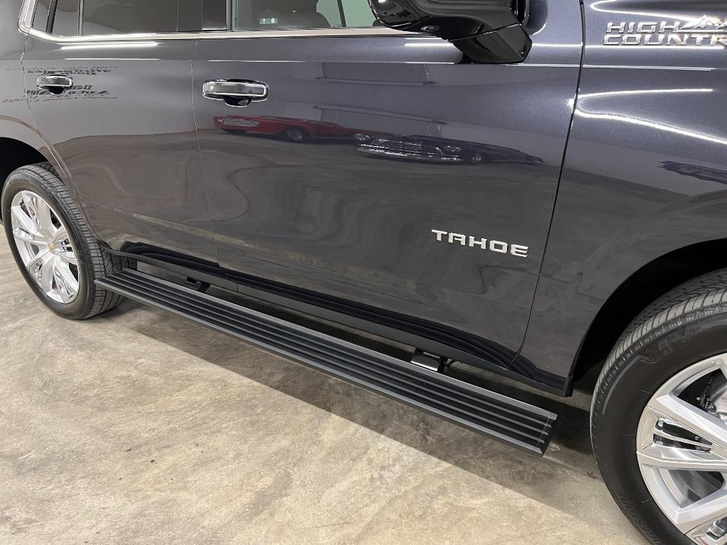 Chevrolet Tahoe High Country 4WD 2022