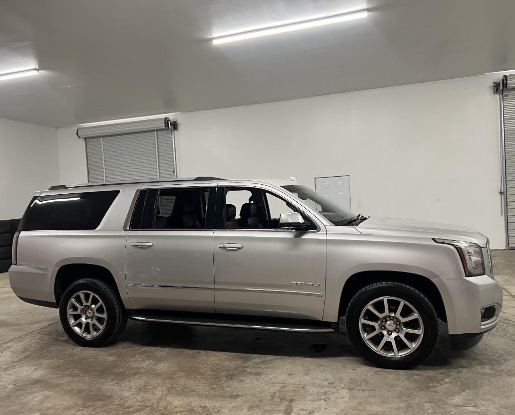 GMC Yukon XL Denali 2WD 2020