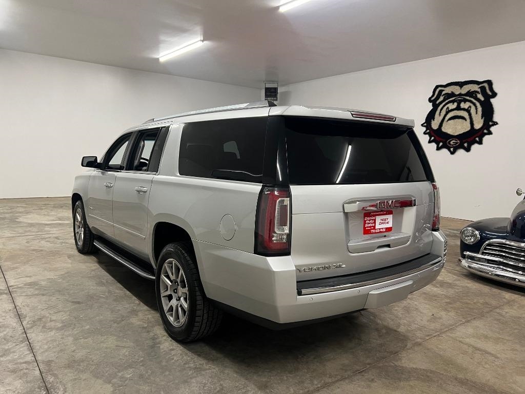 GMC Yukon XL Denali 2WD 2020