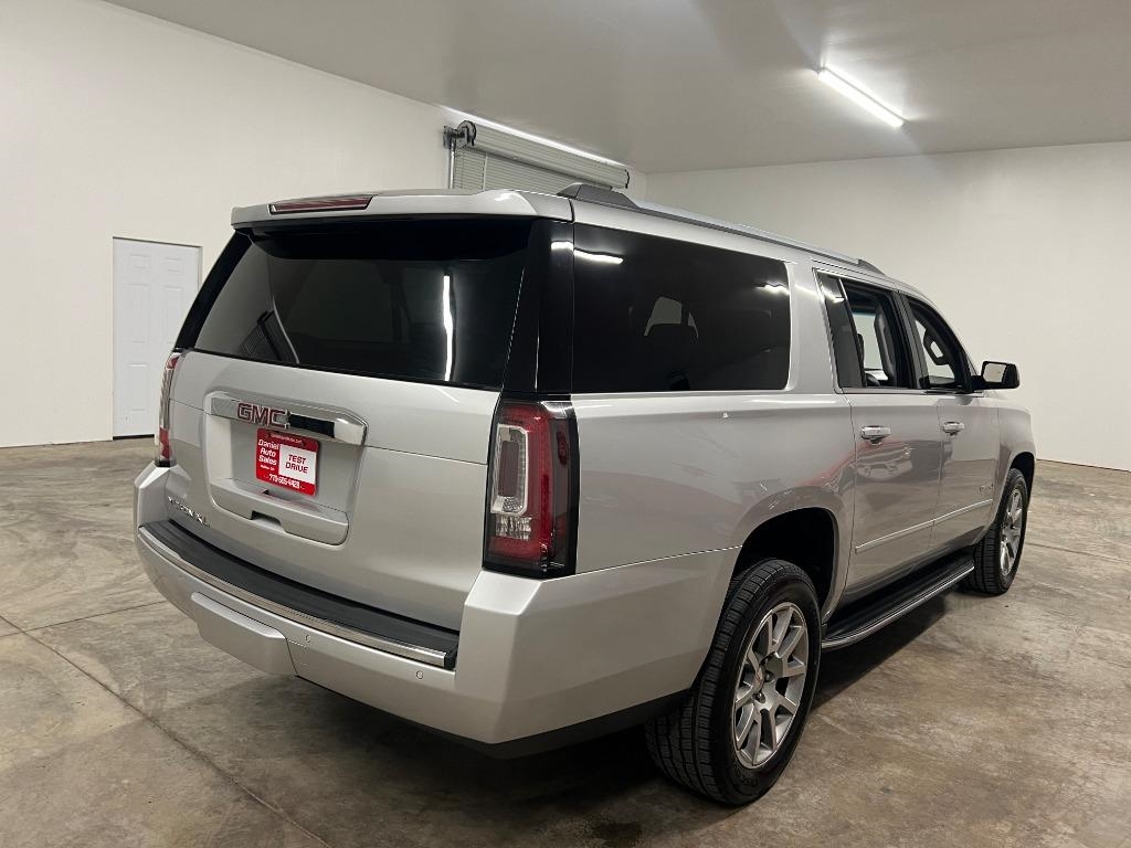 GMC Yukon XL Denali 2WD 2020