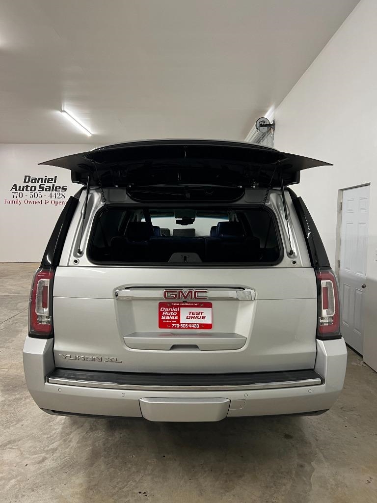 GMC Yukon XL Denali 2WD 2020