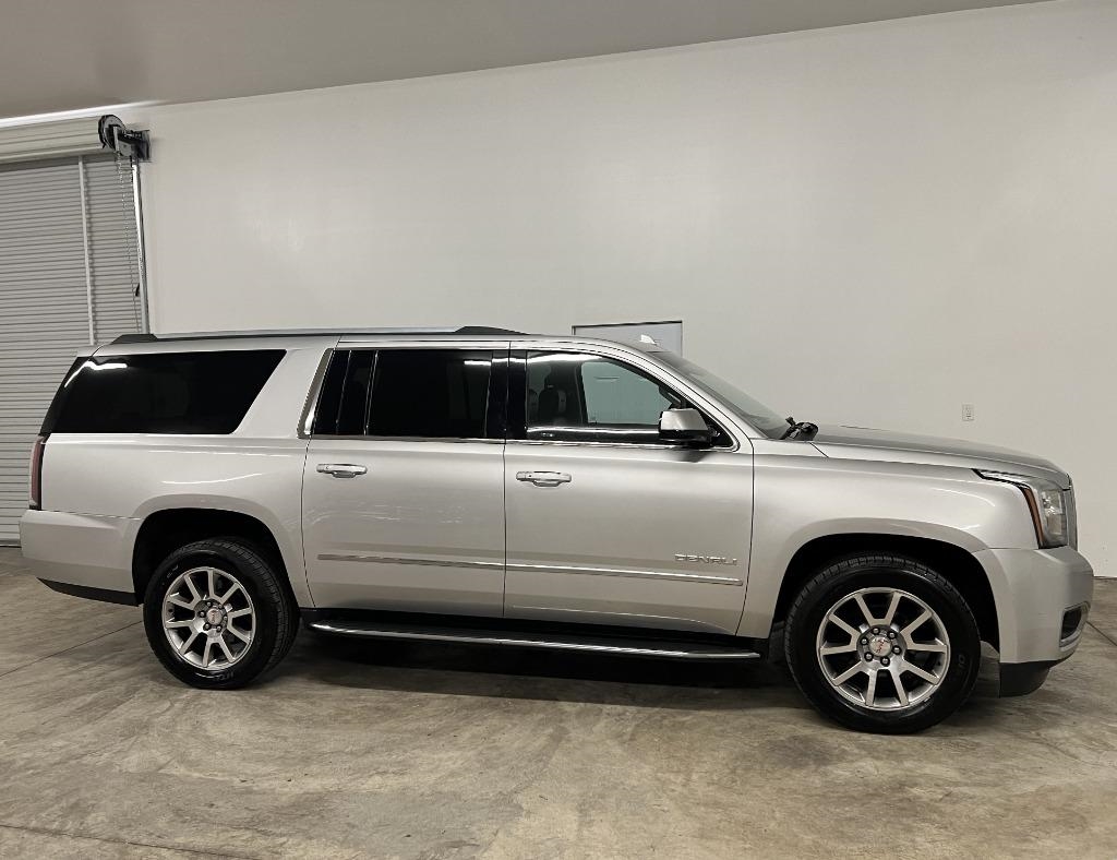 GMC Yukon XL Denali 2WD 2020