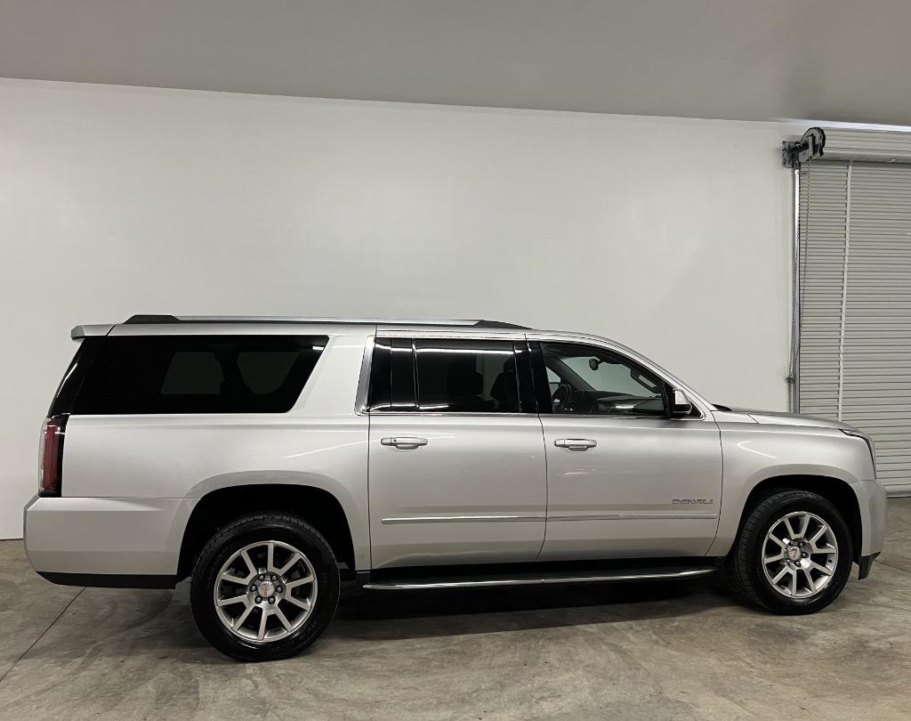 GMC Yukon XL Denali 2WD 2020