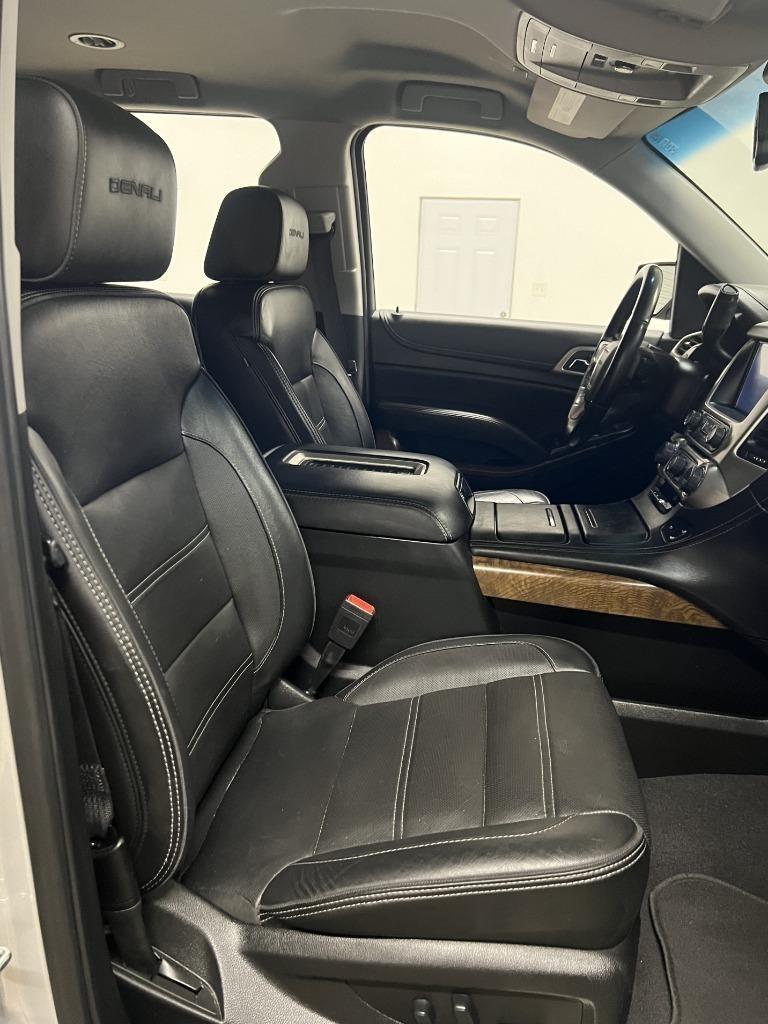 GMC Yukon XL Denali 2WD 2020