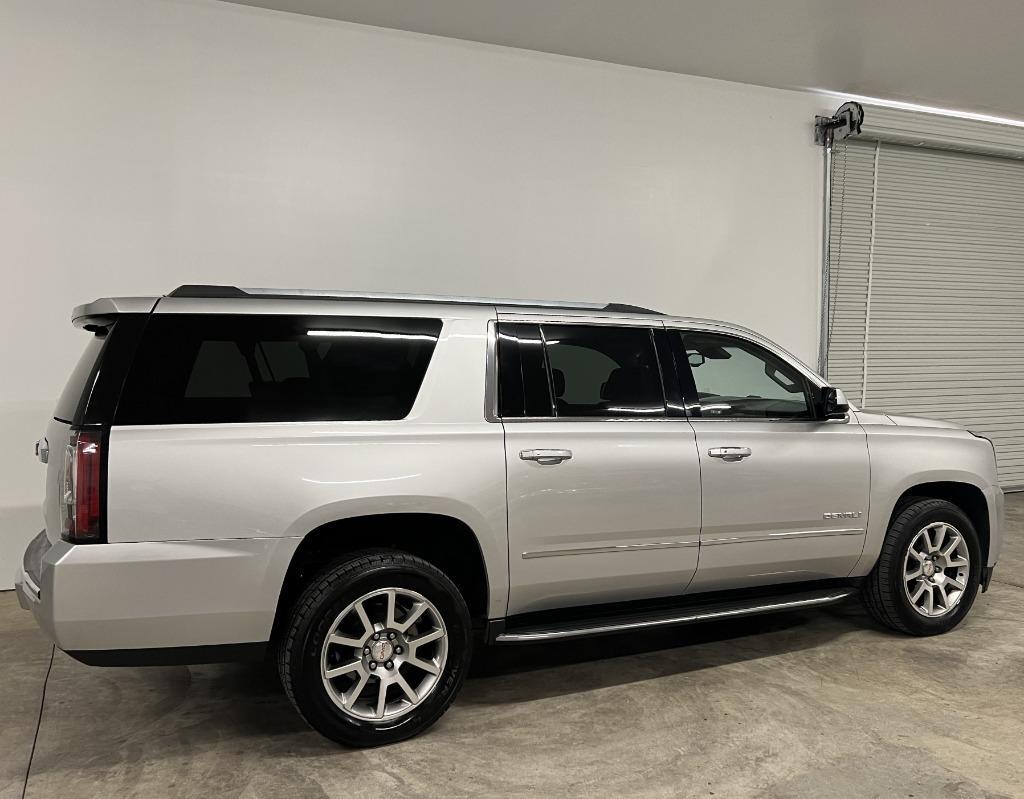GMC Yukon XL Denali 2WD 2020