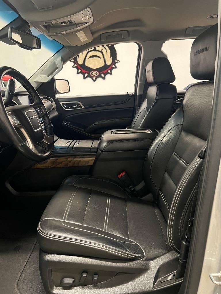 GMC Yukon XL Denali 2WD 2020