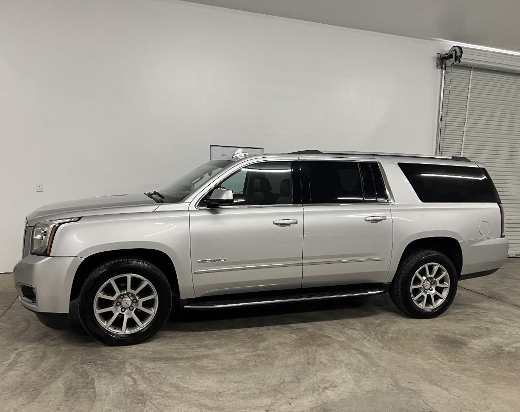 GMC Yukon XL Denali 2WD 2020