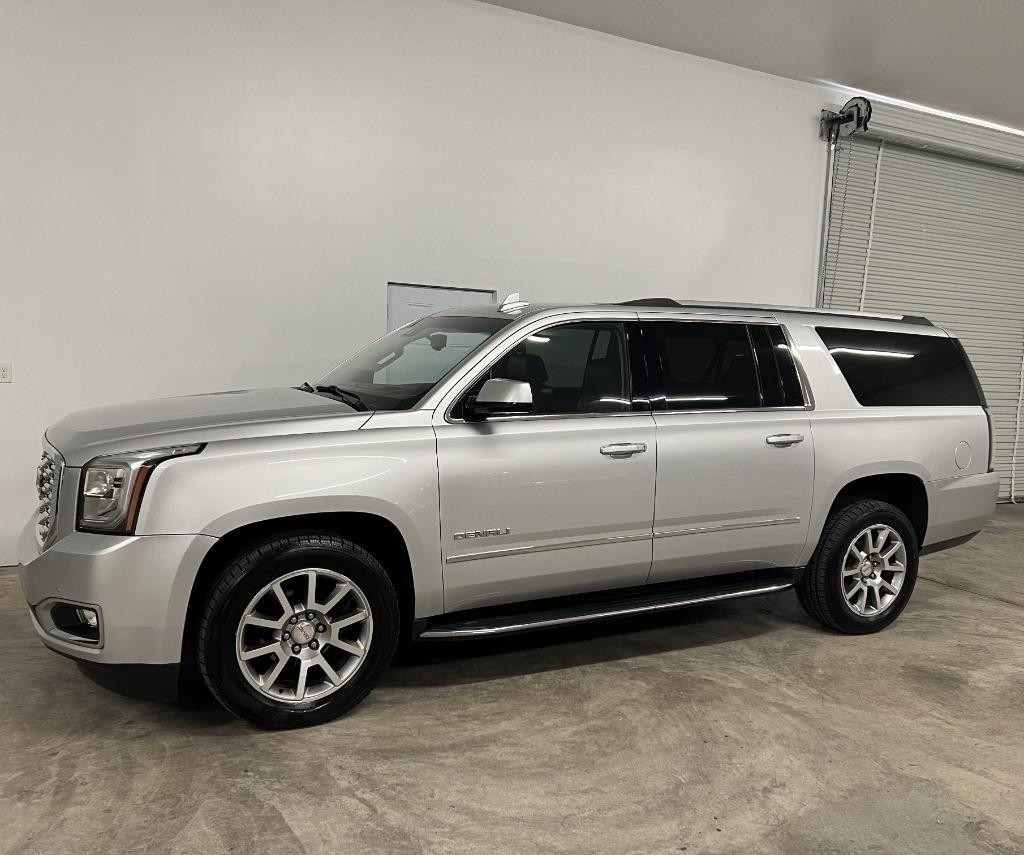 GMC Yukon XL Denali 2WD 2020