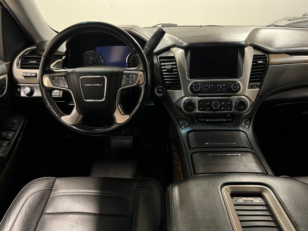 GMC Yukon XL Denali 2WD 2020