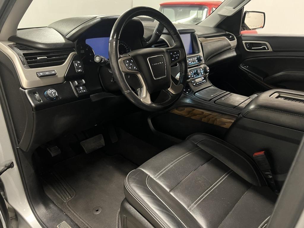 GMC Yukon XL Denali 2WD 2020