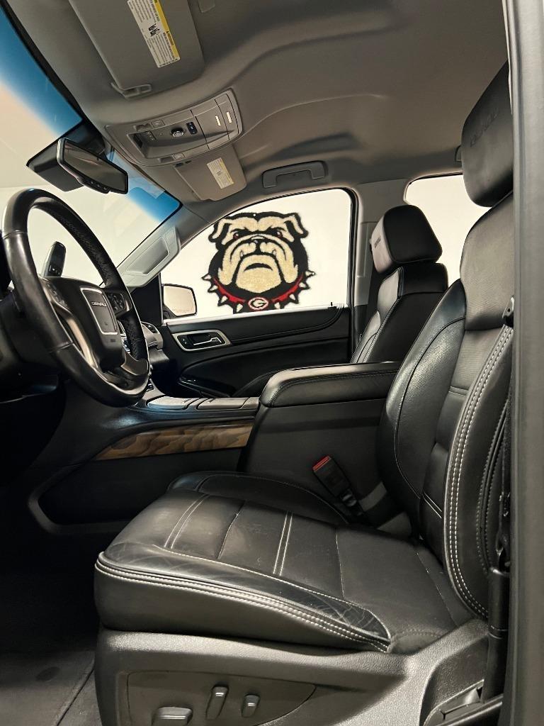 GMC Yukon XL Denali 2WD 2020