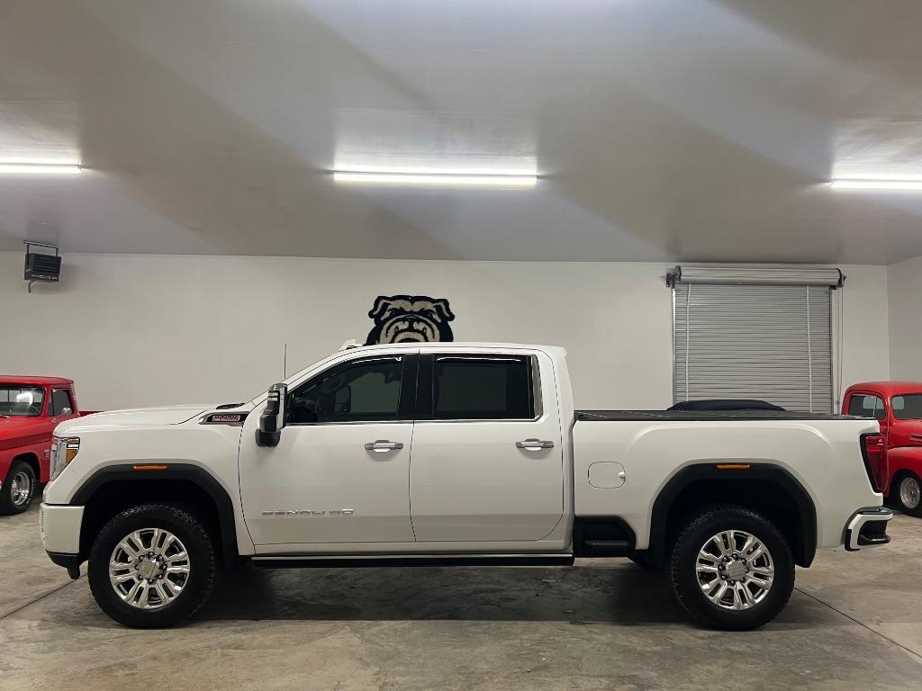 GMC Sierra 2500HD Denali Crew Cab 4WD SB 2022
