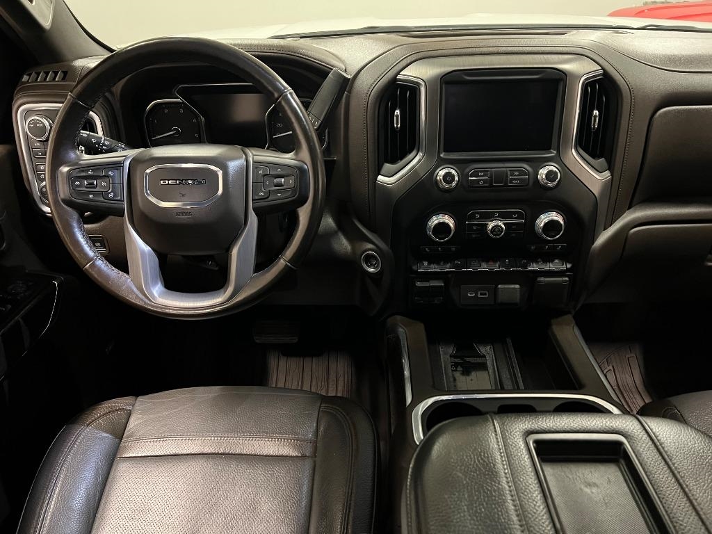 GMC Sierra 2500HD Denali Crew Cab 4WD SB 2022