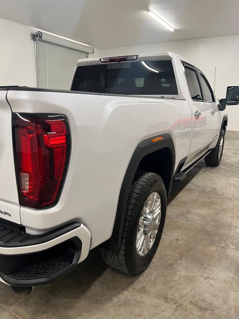 GMC Sierra 2500HD Denali Crew Cab 4WD SB 2022