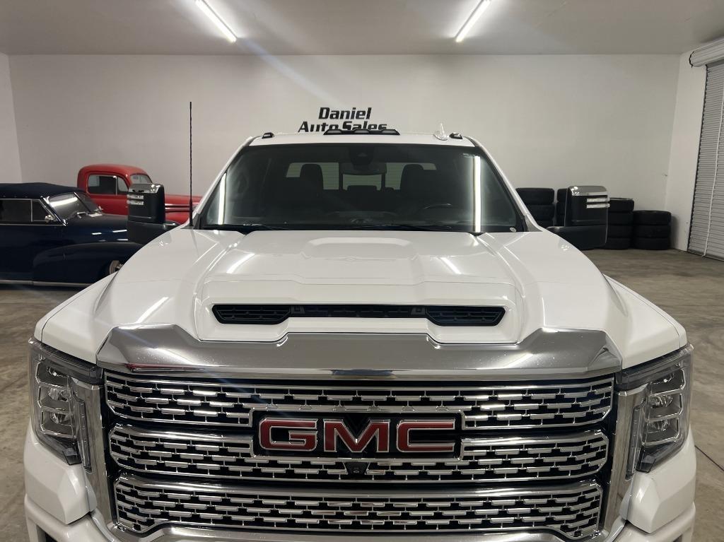 GMC Sierra 2500HD Denali Crew Cab 4WD SB 2022