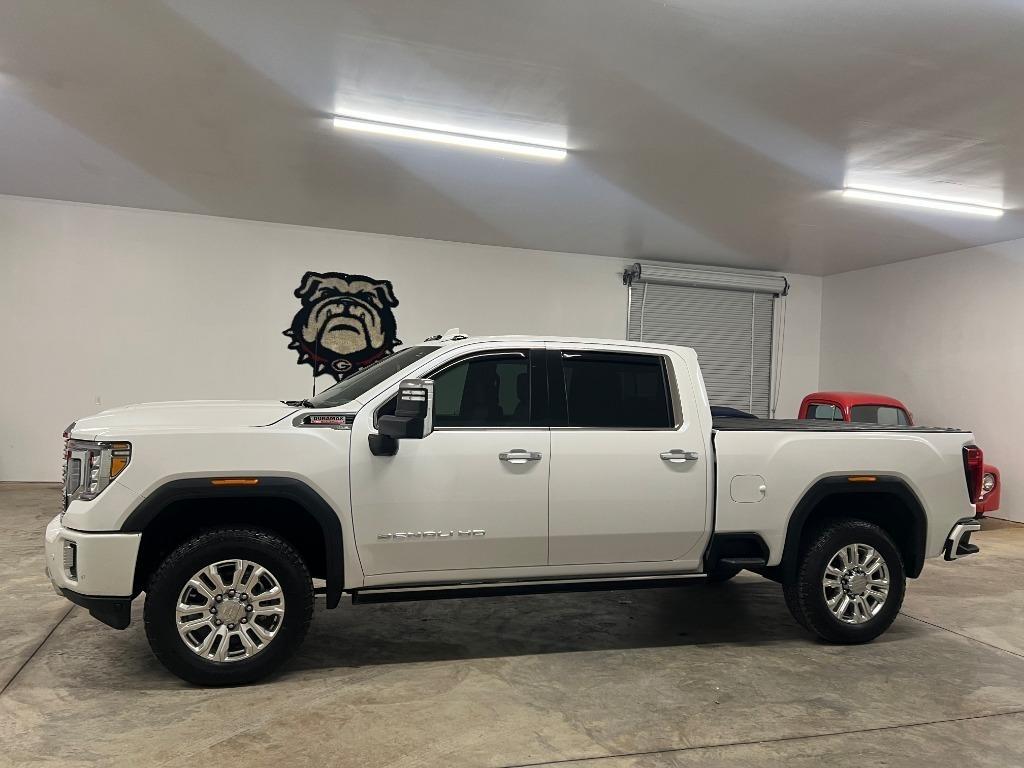 GMC Sierra 2500HD Denali Crew Cab 4WD SB 2022