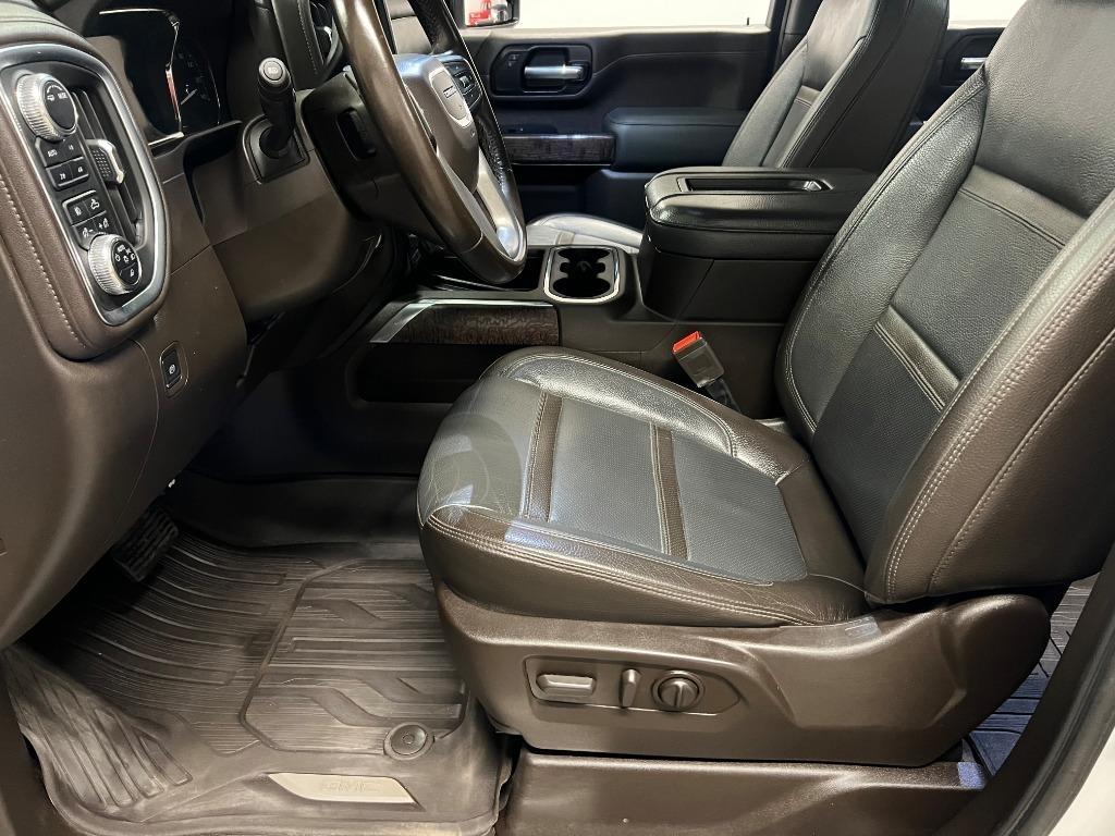 GMC Sierra 2500HD Denali Crew Cab 4WD SB 2022